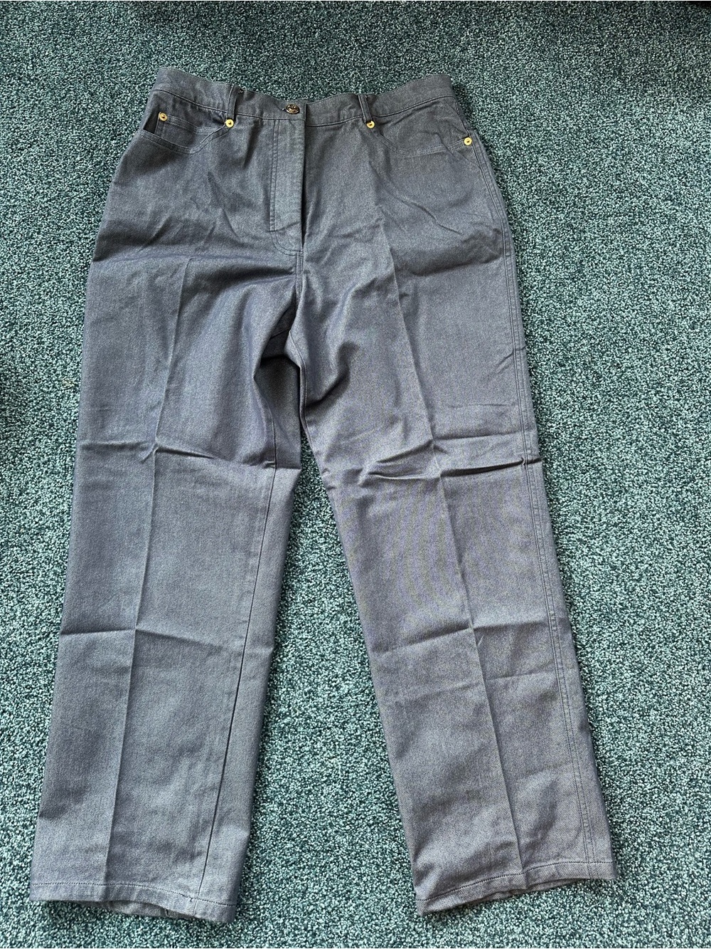 St John Sport size 12 lightweight denim high waist crop NWOT